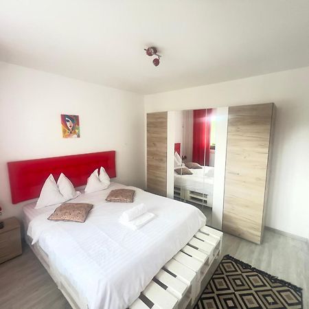 3 rooms apartment Airy&Bright Palas Style Iasi Exterior foto
