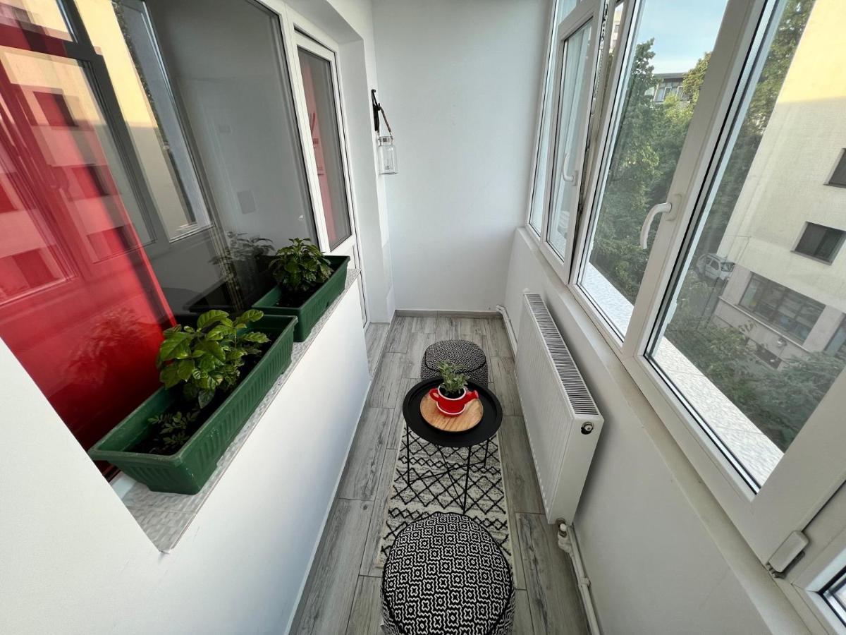 3 rooms apartment Airy&Bright Palas Style Iasi Exterior foto